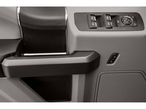 Used 2015 Ford F150 XLT w/ Equipment Group 302A Luxury image 20