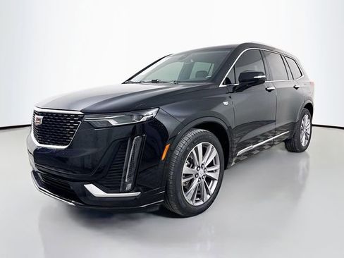 Used 2024 Cadillac XT6 Premium Luxury image 1