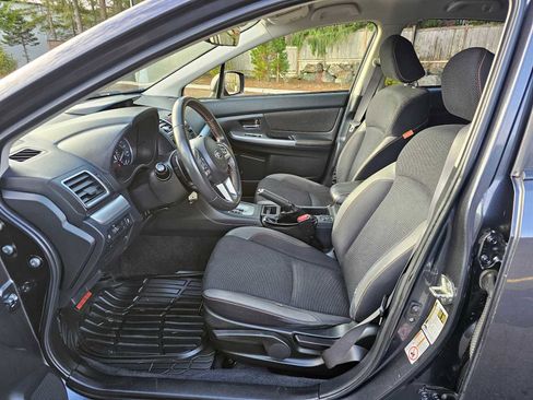 Used 2017 Subaru Crosstrek 2.0i Premium image 21