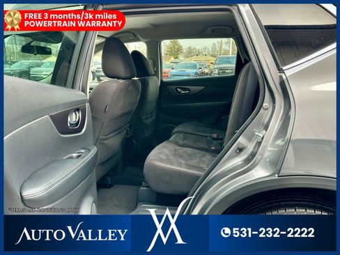 Used 2015 Nissan Rogue SV image 20