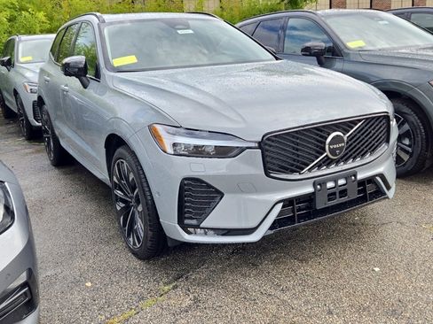 New 2026 Volvo XC60 B5 Ultra w/ Protection Package Premier image 2