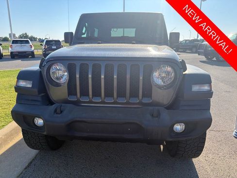 Used 2021 Jeep Wrangler Sport AWD/4WD image 2