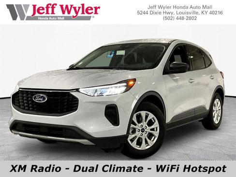 Used 2025 Ford Escape Active FWD image 1
