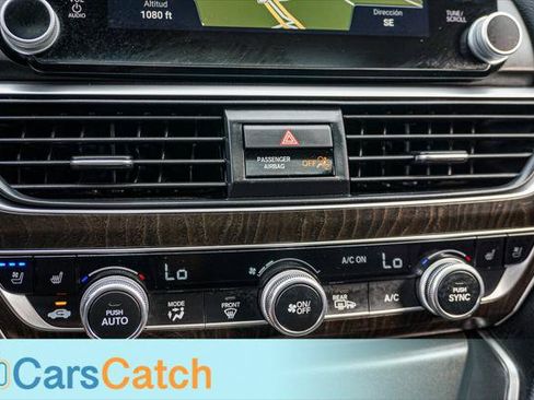 Used 2021 Honda Accord Touring image 31