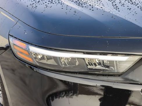 Certified 2023 Honda Accord EX image 12