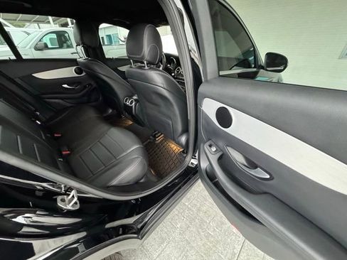 Used 2022 Mercedes-Benz GLC 300 image 22