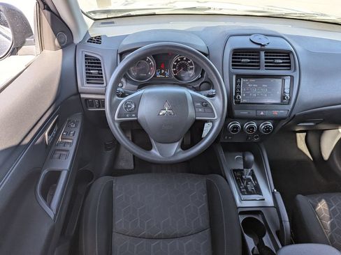 Used 2021 Mitsubishi Outlander Sport ES FWD image 27