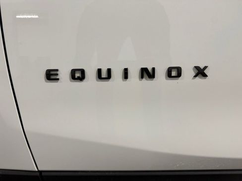 Used 2024 Chevrolet Equinox RS w/ RS Leather Package AWD/4WD image 24