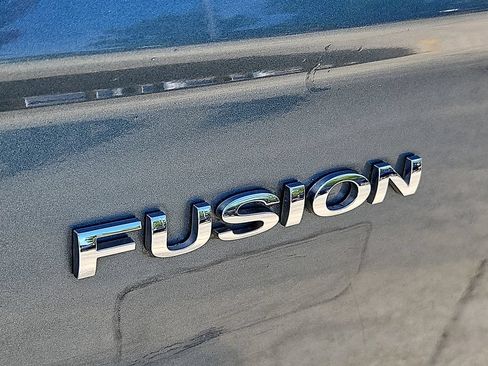 Used 2012 Ford Fusion SEL FWD image 31