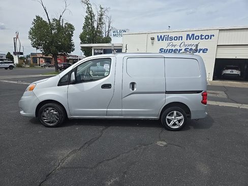 Used 2015 Nissan NV200 SV w/ Technology Package FWD image 8