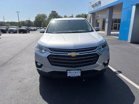 Used 2019 Chevrolet Traverse LT FWD image 4