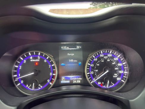 Used 2014 INFINITI Q50 Premium w/ Navigation Package AWD/4WD image 8