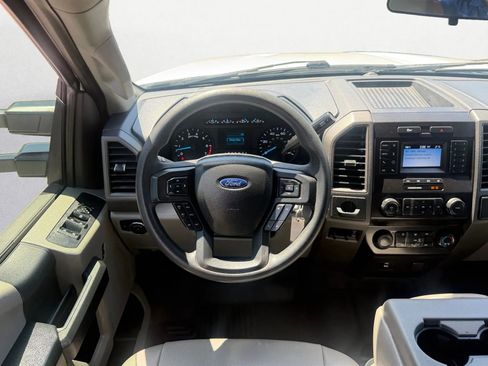 Used 2022 Ford F250 XL w/ Power Equipment Group RWD image 16
