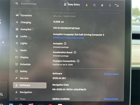 Used 2023 Tesla Model 3 Long Range image 2