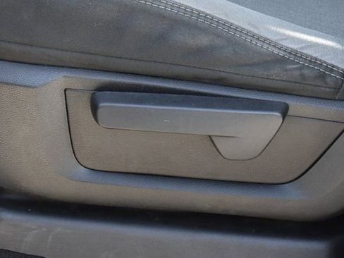 Used 2021 RAM 3500 Big Horn image 17