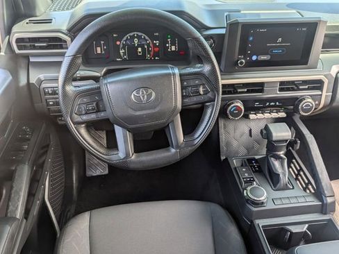 Used 2025 Toyota Tacoma SR AWD/4WD image 12