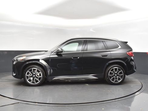 Used 2025 BMW X1 xDrive28i image 4