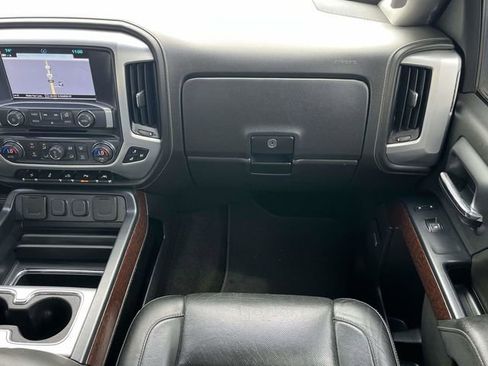 Used 2018 GMC Sierra 1500 SLT AWD/4WD image 18