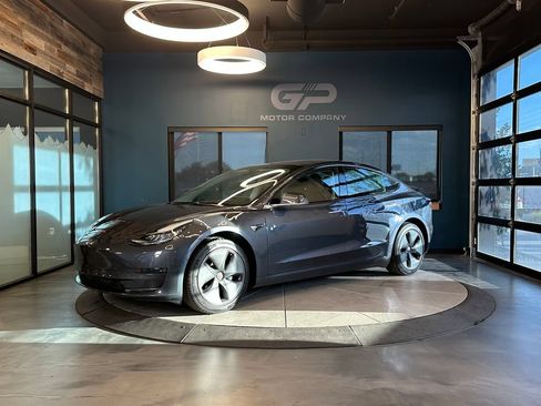 Used 2019 Tesla Model 3 Long Range AWD/4WD image 7