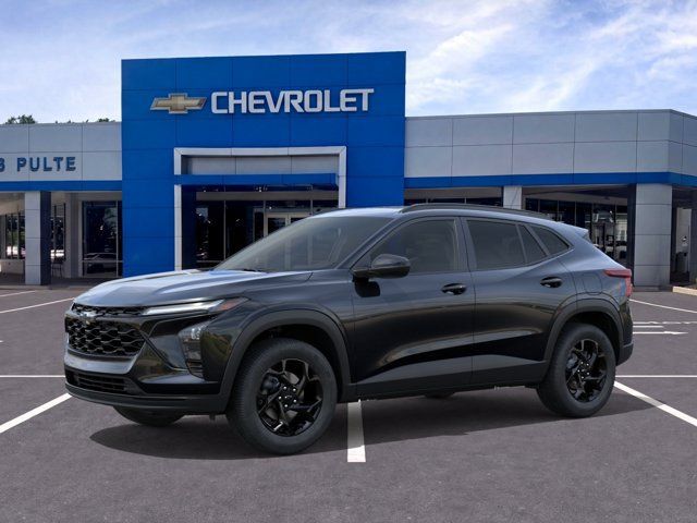 New 2026 Chevrolet Trax LT w/ Sunroof Package FWD image 2