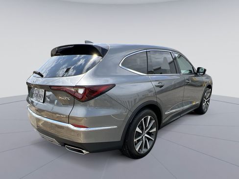 Used 2025 Acura MDX SH-AWD w/ Technology Package image 5