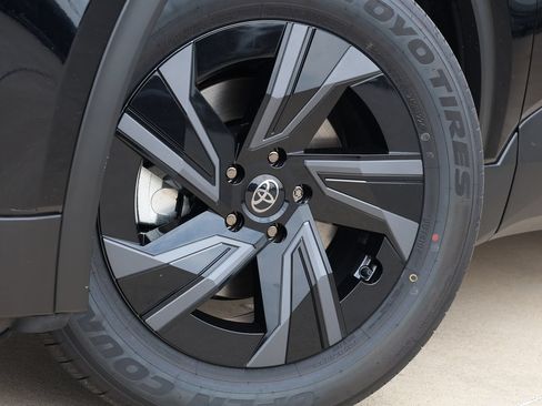 New 2026 Toyota C-HR AWD/4WD image 12