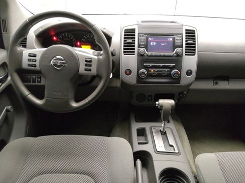 Used 2018 Nissan Frontier SV image 22