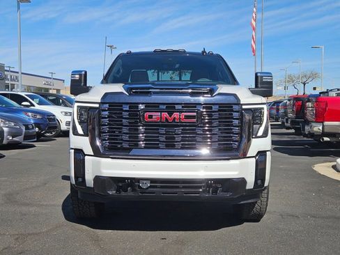 Used 2024 GMC Sierra 2500 Denali Ultimate w/ Max Trailering Package image 2