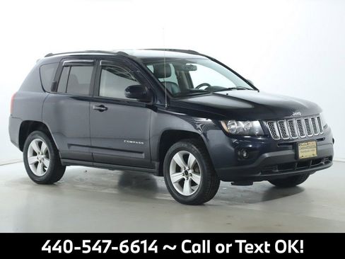 Used 2014 Jeep Compass Latitude image 13