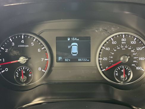 Used 2022 Kia Telluride EX w/ EX Premium Package FWD image 16