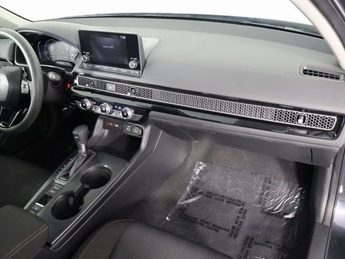 Used 2023 Honda Civic LX image 9