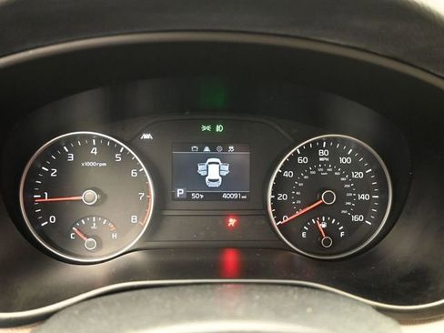 Used 2022 Kia Sportage LX image 15