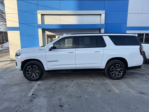 Used 2024 Chevrolet Suburban Z71 w/ Off-Road Capability Package image 5