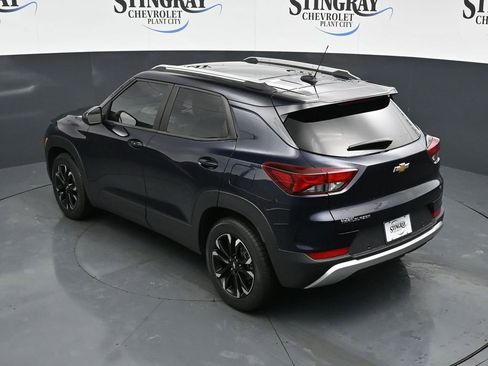 Used 2021 Chevrolet TrailBlazer LT w/ Sun and Liftgate Package FWD image 22