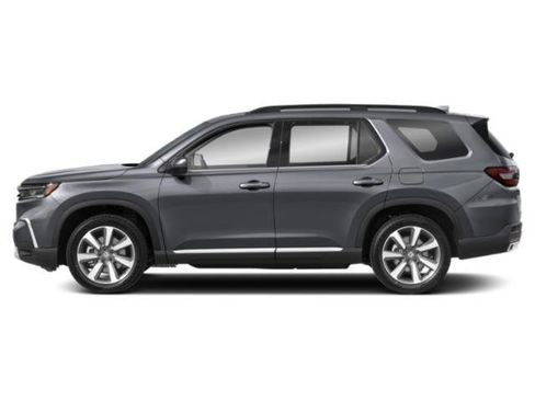 Used 2025 Honda Pilot Touring image 3