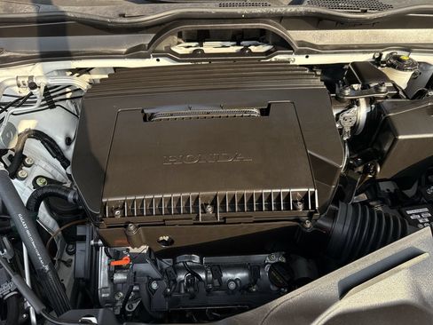 Used 2024 Honda Pilot EX-L image 17