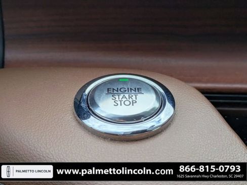 Used 2023 Lincoln Aviator Reserve w/ Equipment Group 201A image 30