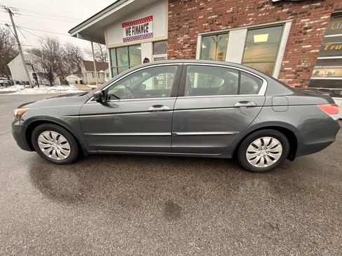 Used 2012 Honda Accord LX image 8