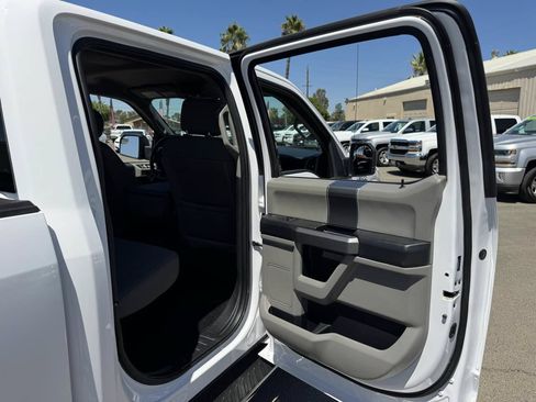 Used 2018 Ford F150 XLT w/ Equipment Group 302A Luxury AWD/4WD image 18