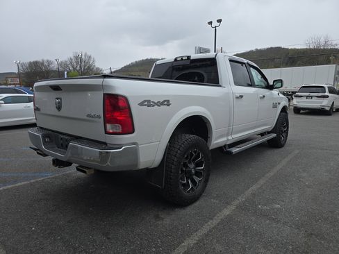 Used 2018 RAM 2500 Big Horn w/ Harvest Edition AWD/4WD image 3