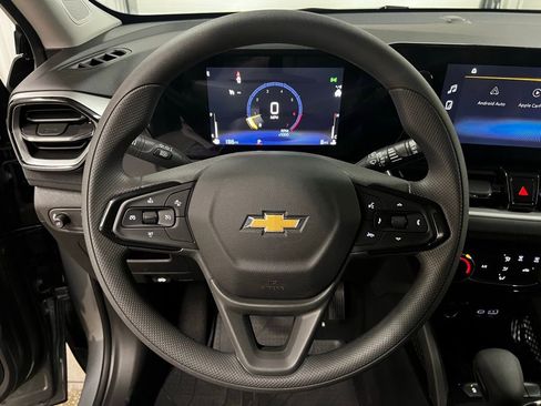 New 2026 Chevrolet TrailBlazer LT w/ Driver Confidence Package FWD image 16