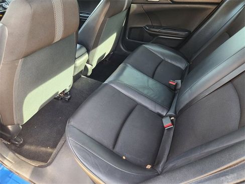Used 2021 Honda Civic Sport image 12