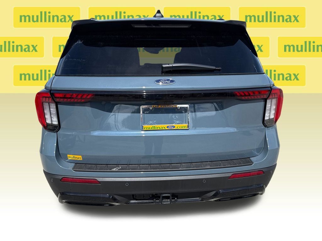New 2026 Ford Explorer ST-Line w/ Premium Package RWD image 15