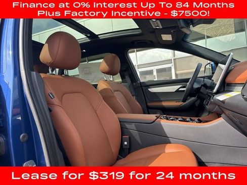 New 2025 VinFast VF 8 Plus image 28