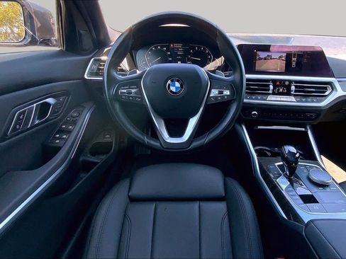 Used 2021 BMW 330i Sedan w/ Convenience Package RWD image 5
