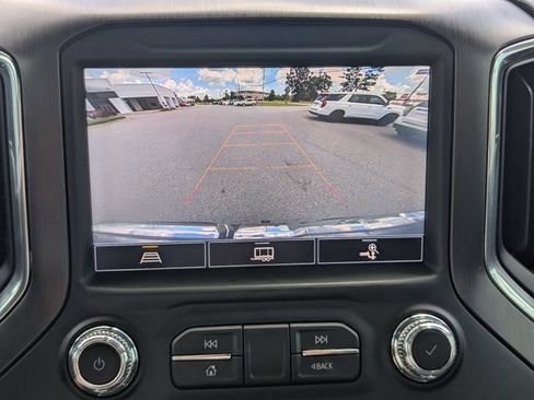 Used 2022 GMC Sierra 1500 AT4 w/ AT4 Preferred Package AWD/4WD image 25