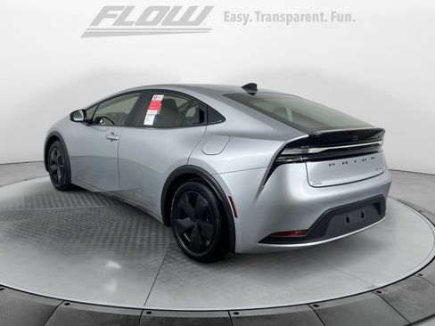 New 2026 Toyota Prius Plug-In Hybrid image 5