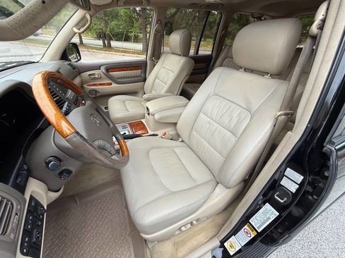 Used 2003 Lexus LX 470 4WD image 25