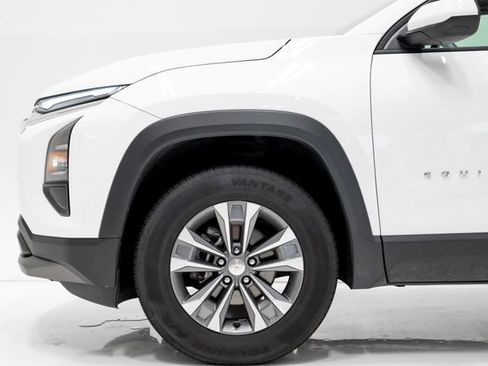 Used 2025 Chevrolet Equinox LT FWD image 29