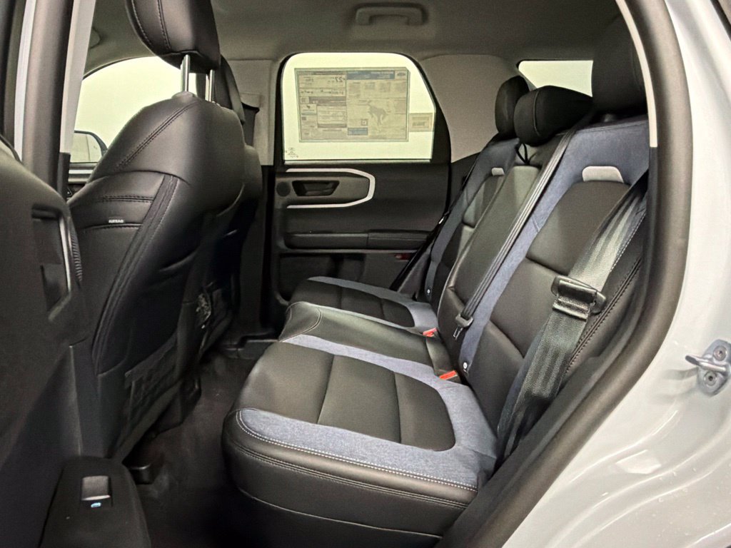 New 2026 Ford Bronco Sport Outer Banks w/ Outer Banks Tech Package+ AWD/4WD image 31